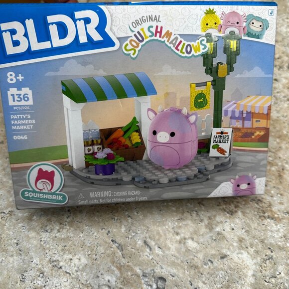 2 BLDR Building Sets Squishmallows Patty Farmers Market & Adopt Me Fox Campsite - Picture 3 of 7